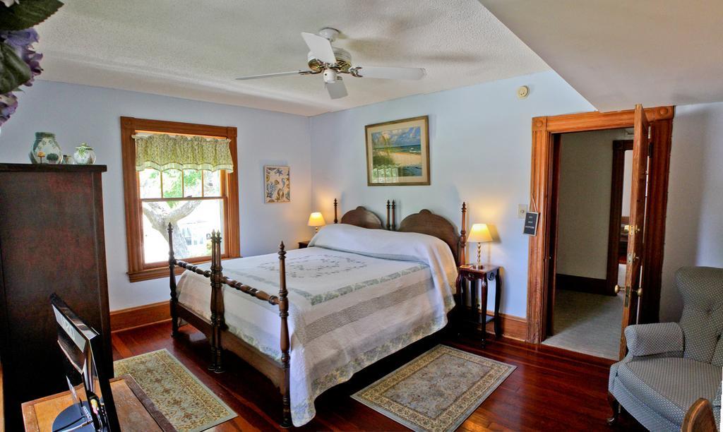 Night Swan Intracoastal Bed & Breakfast New Smyrna Beach Eksteriør billede