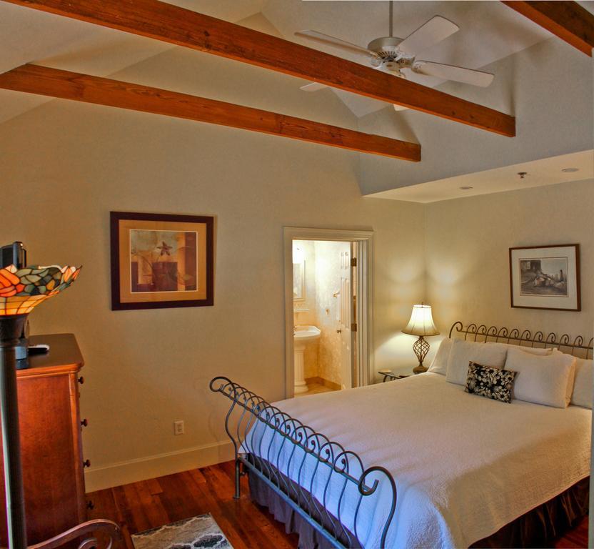 Night Swan Intracoastal Bed & Breakfast New Smyrna Beach Eksteriør billede