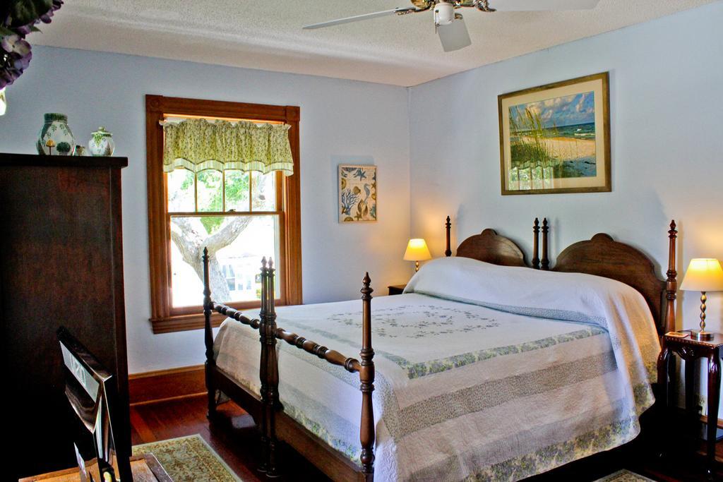 Night Swan Intracoastal Bed & Breakfast New Smyrna Beach Eksteriør billede