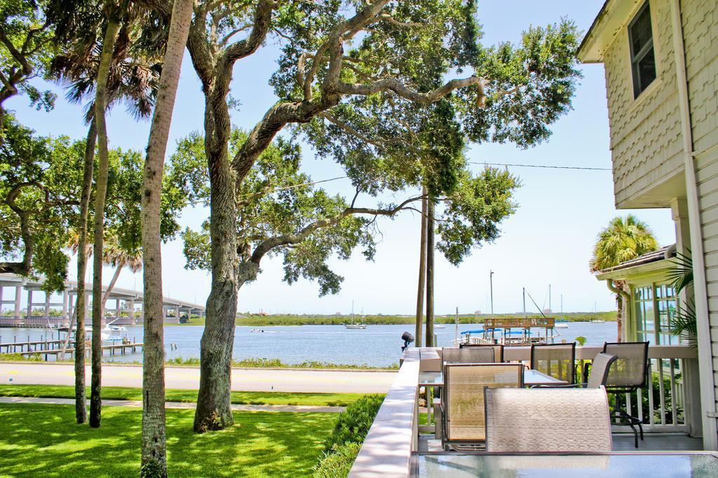 Night Swan Intracoastal Bed & Breakfast New Smyrna Beach Eksteriør billede
