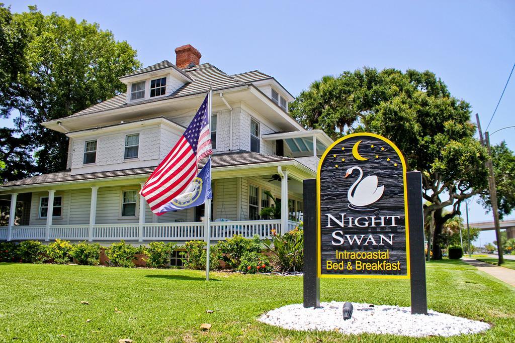 Night Swan Intracoastal Bed & Breakfast New Smyrna Beach Eksteriør billede