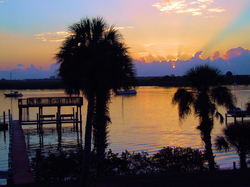 Night Swan Intracoastal Bed & Breakfast New Smyrna Beach Eksteriør billede